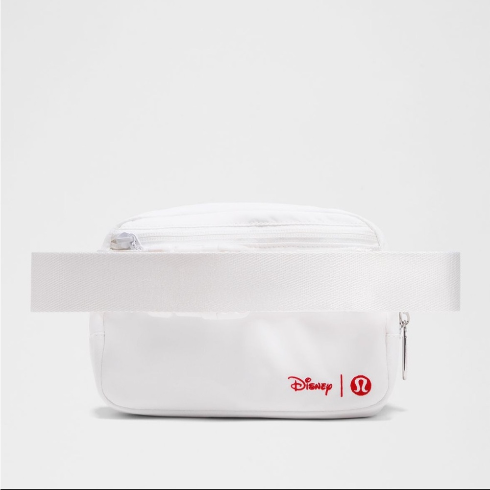 *LONG STRAP* Disney x Lululemon - Picture 3 of 15